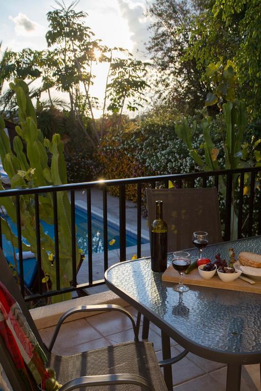 Coral Bay Sunkiss Villa 外观 照片
