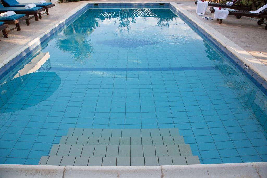 Coral Bay Sunkiss Villa 外观 照片